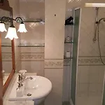 Aminei Metro Bed & Breakfast