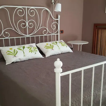 Aminei Metro Bed & Breakfast *