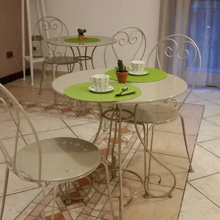 Bed & Breakfast Aminei Metro Napels