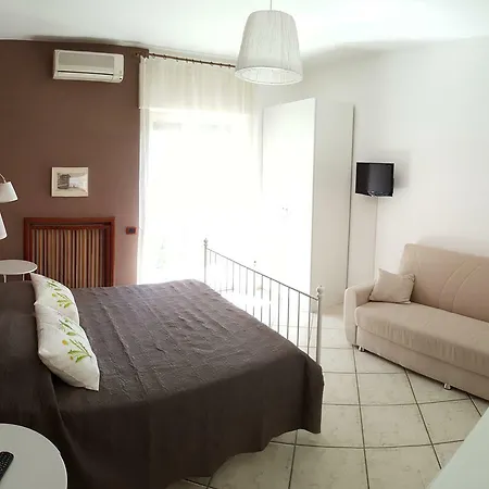 Bed & Breakfast Aminei Metro